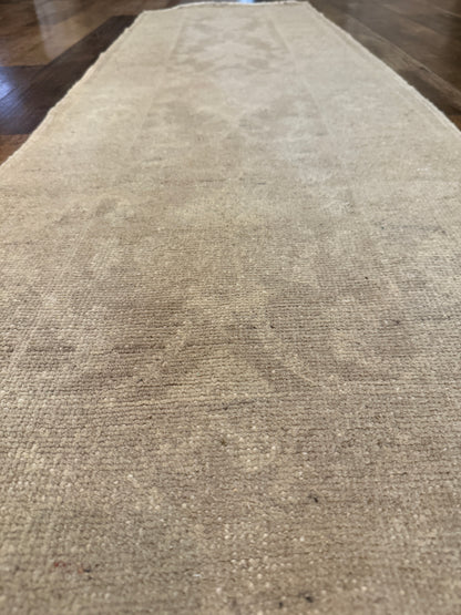 2' x 6'2" Pakistan natural wool